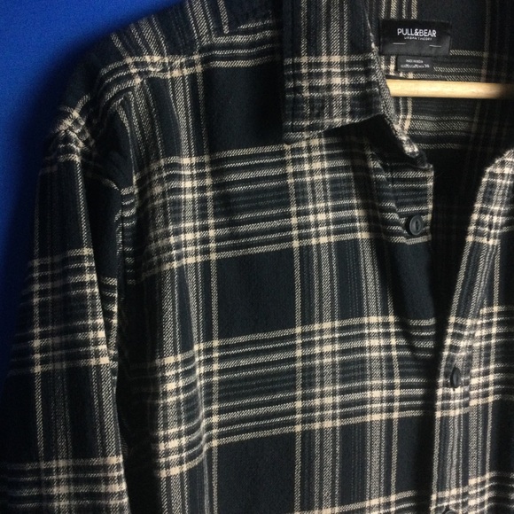 Pull & Bear Plaid Shirt Men's Button Up Medium Cotton Black and tan 40" Chest - Picture 2 of 16